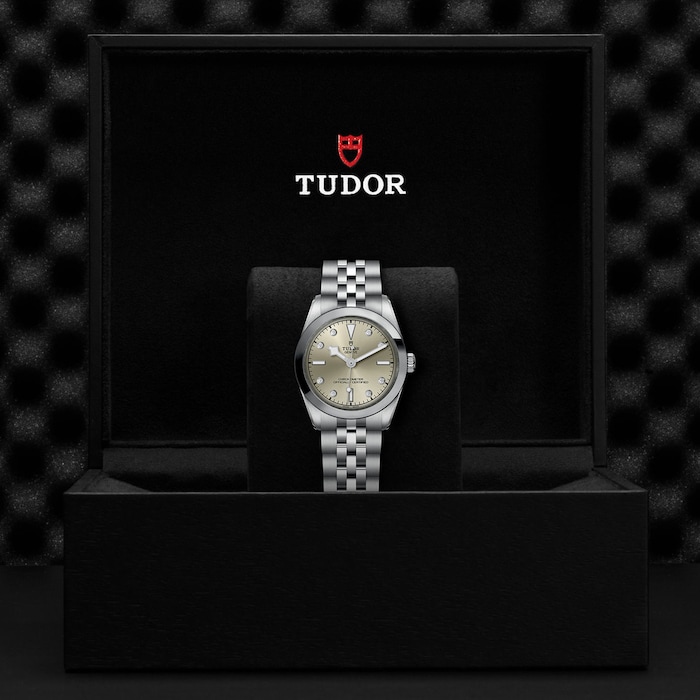 Tudor Black Bay 31Manufacture Calibre MT5201 (COSC) 31mm Steel Case Steel Bracelet