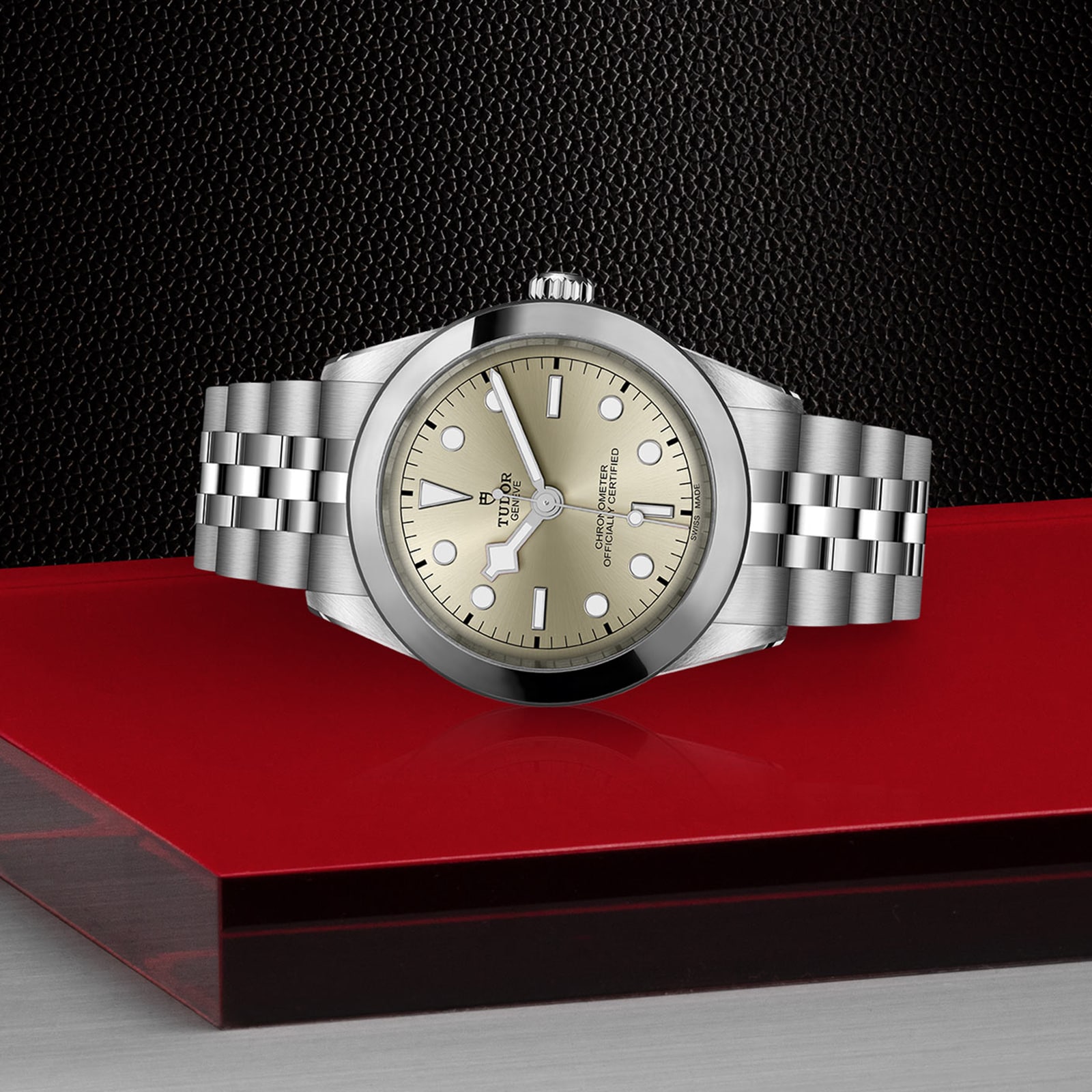 Tudor Black Bay One 39 Manufacture Calibre MT5602 (COSC) 39mm Steel Case Steel Bracelet Tudor Black Bay One 39 Manufacture Calibre MT5602 (COSC) 39mm Steel Case Steel Bracelet