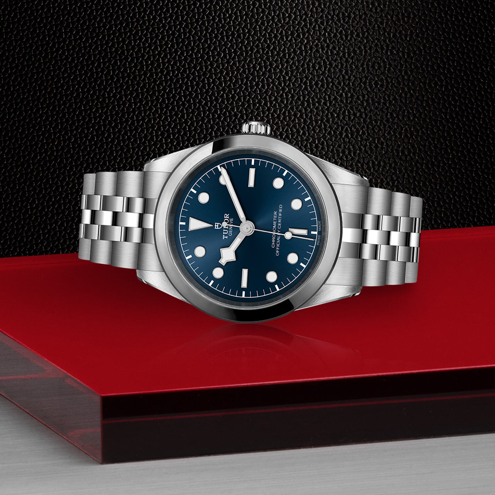 Tudor Black Bay 41 Manufacture Calibre MT5601 (COSC) 41mm Steel Case Steel Bracelet