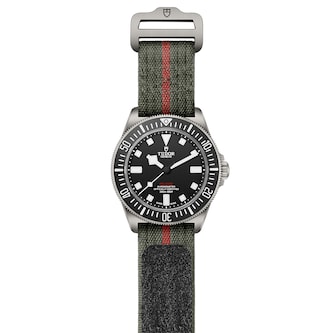 Tudor Pelagos FXD Manufacture Calibre MT5602 42mm Titanium Case Green Fabric Strap Tudor Pelagos FXD Manufacture Calibre MT5602 42mm Titanium Case Green Fabric Strap