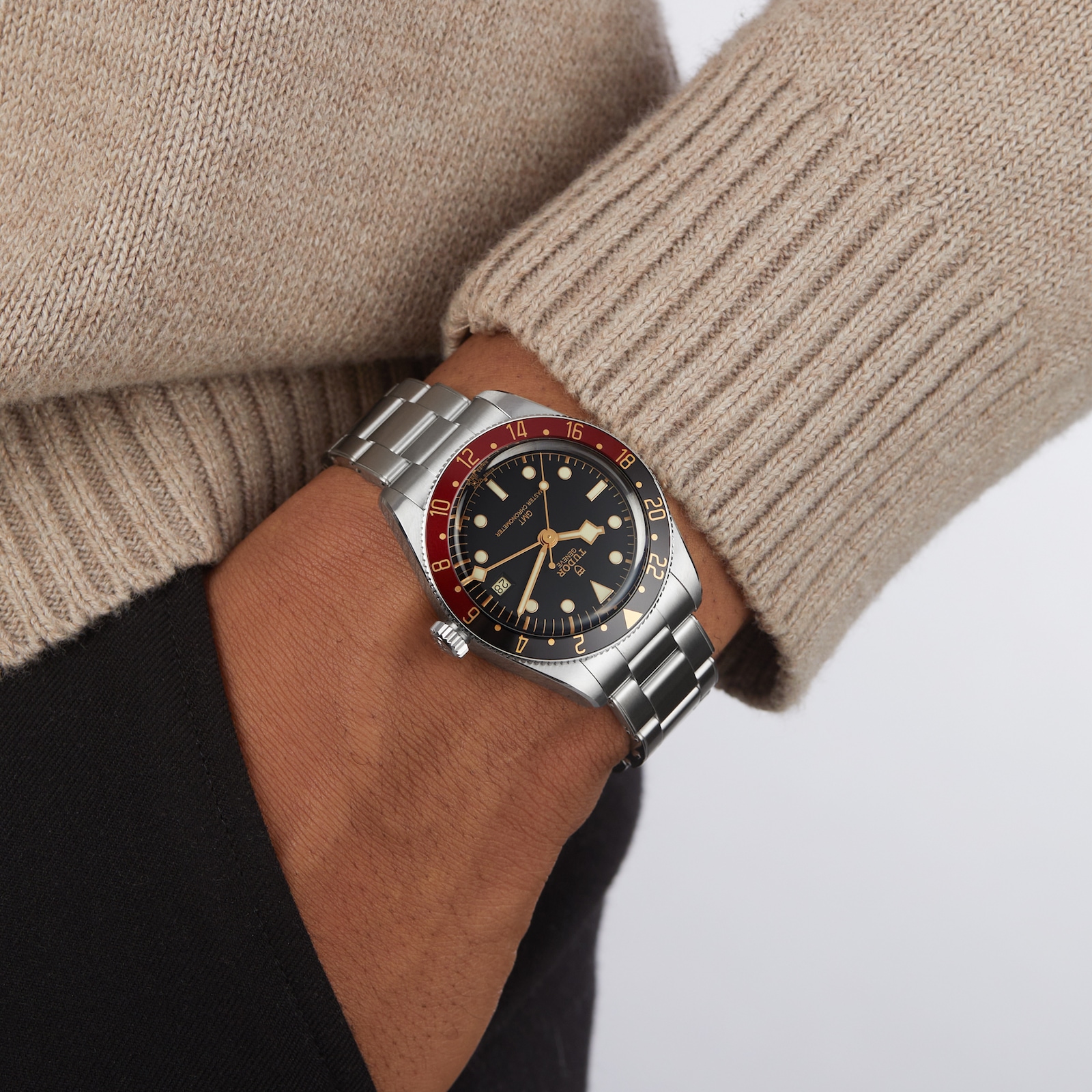 Tudor Black Bay 58 GMT 39mm black and burgundy bezel