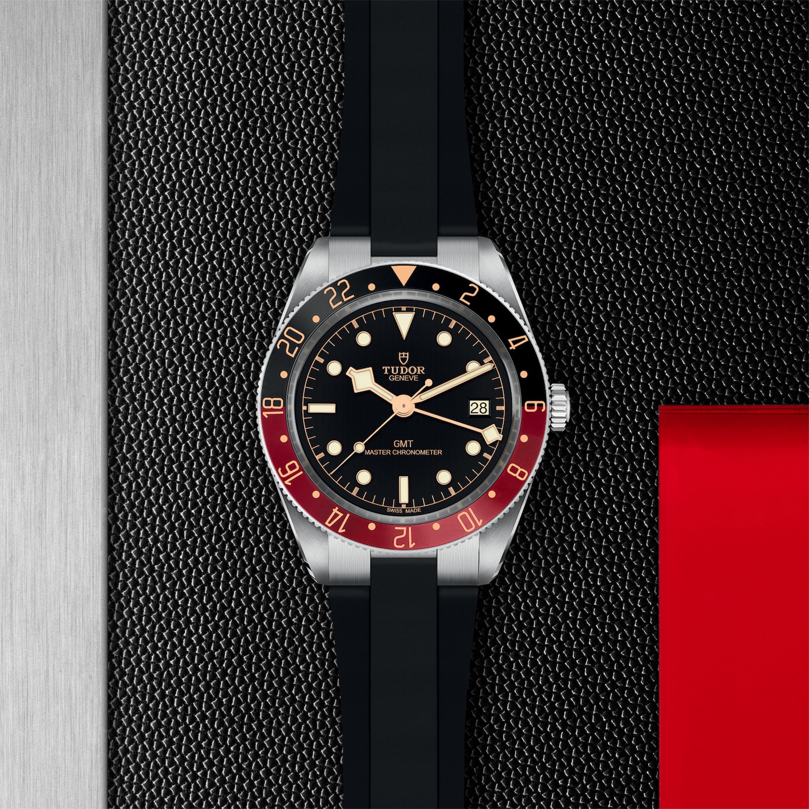 Tudor Black Bay 58 GMT 39mm steel case rubber strap