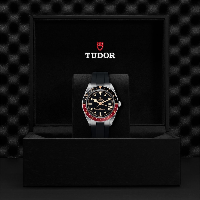 Tudor Black Bay 58 GMT 39mm steel case rubber strap