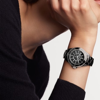 CHANEL J12 WATCH, 33 MM