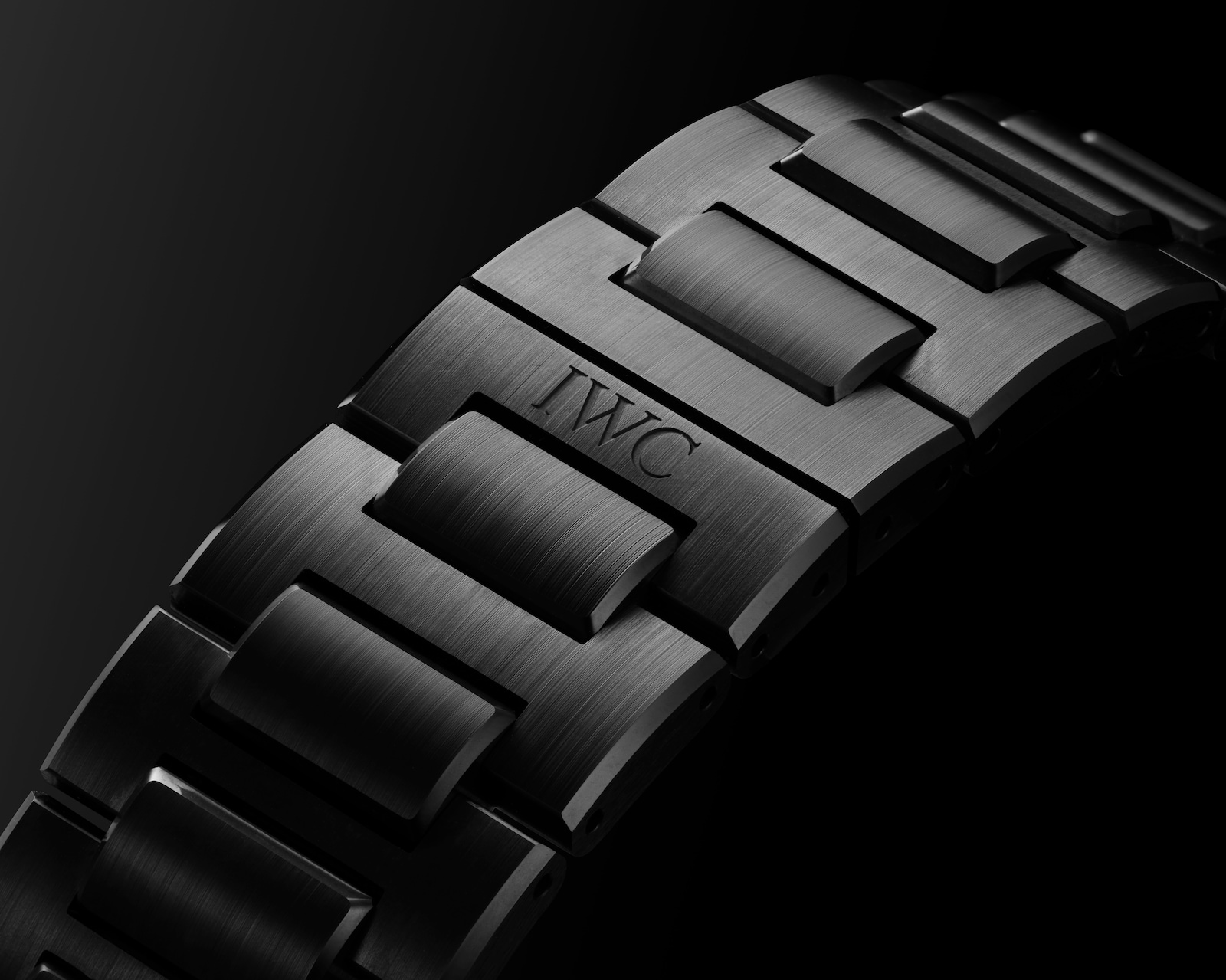 IWC Ingenieur Automatic 42mm Mens Watch Black