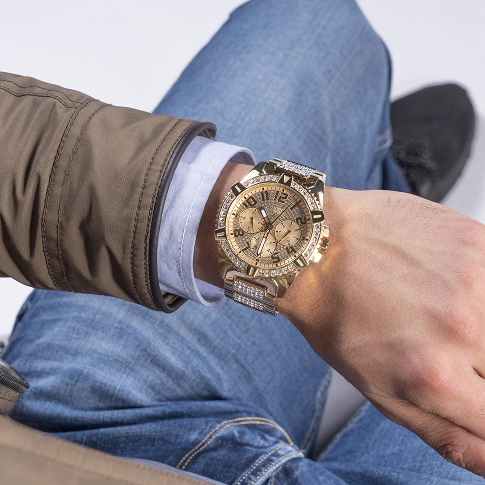 Guess Frontier 48mm Mens Watch Gold Guess Frontier 48mm Mens Watch Gold