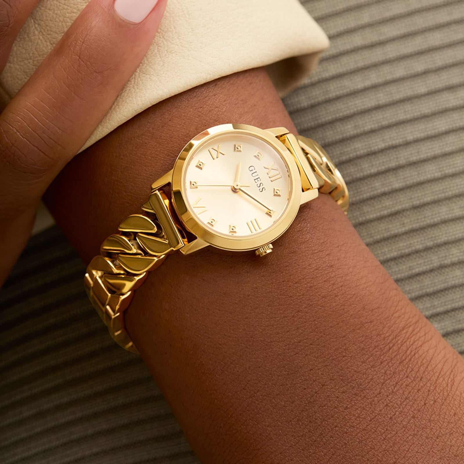 Guess Chime 25mm Ladies Watch Gold