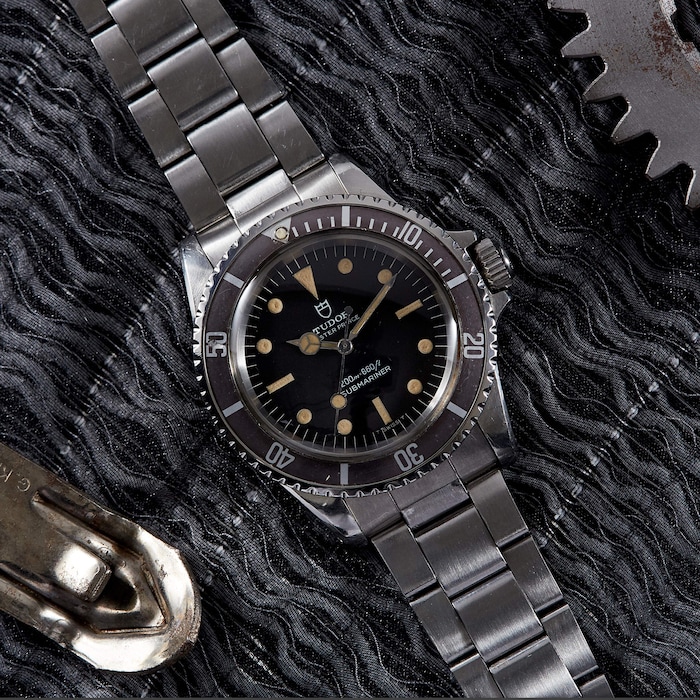 Pre- Owned Tudor by Analog Shift Pre-Owned Tudor Submariner Ref. 7016
