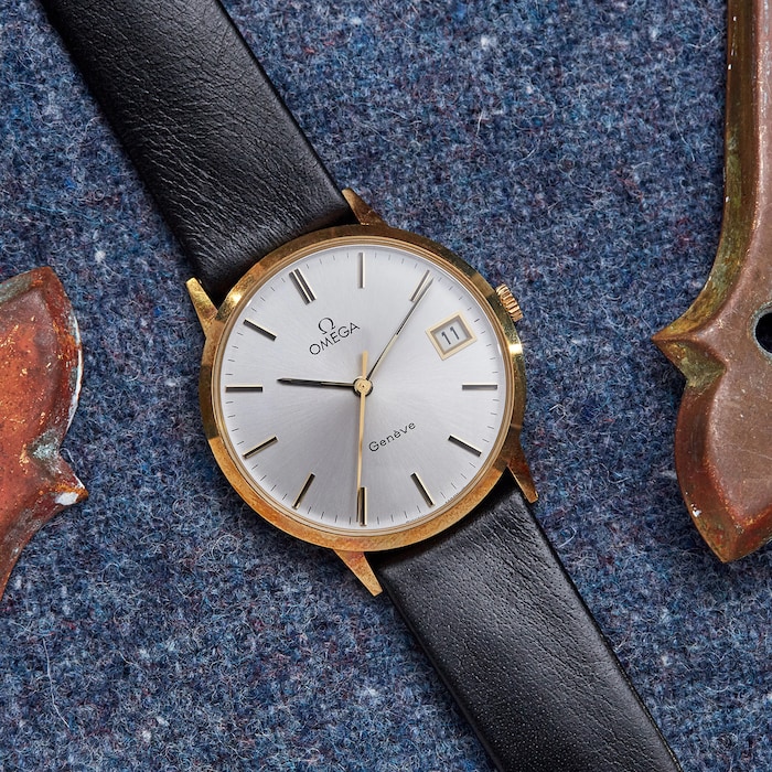 Pre-Owned Omega by Analog Shift Geneve Reference 132.051