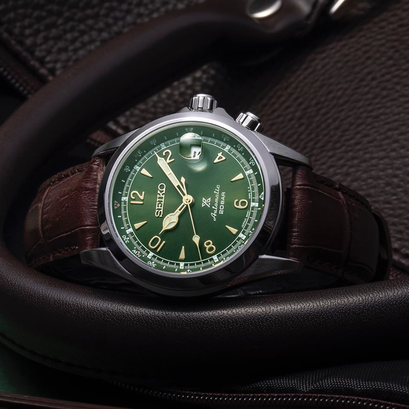 Seiko Prospex Alpinist Compass Bearing Function 39.5mm Mens Strap Watch