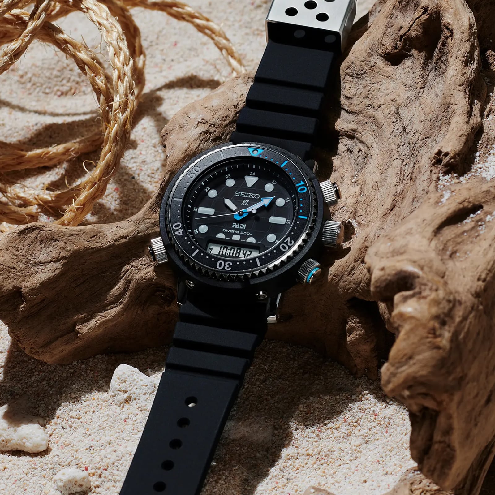 Seiko Prospex PADI Arnie Hybrid Diver s 40th Anniversary 47mm