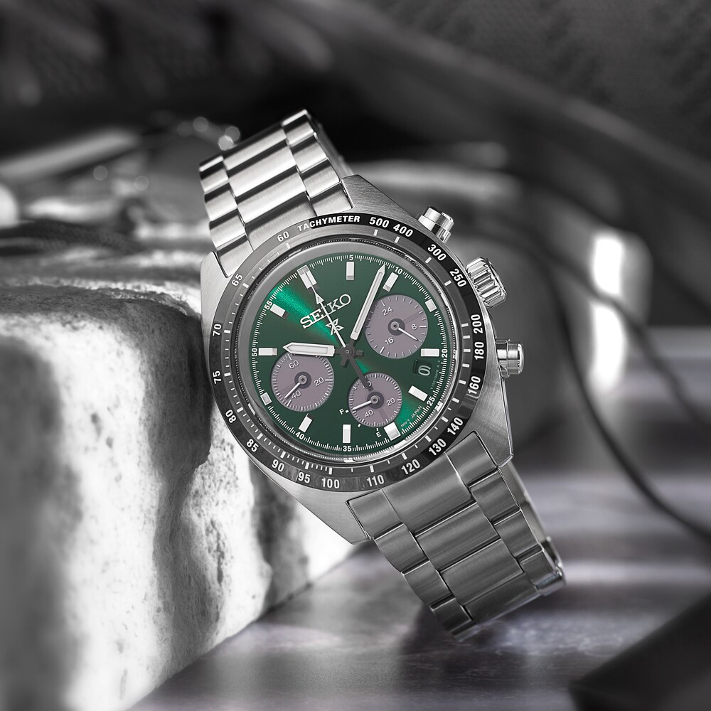 Seiko solar 2024 green dial