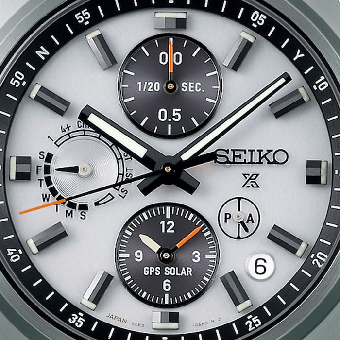 Seiko Prospex GPS Solar Chronograph Speedtimer 42mm Mens Bracelet Watch White Silver Dial