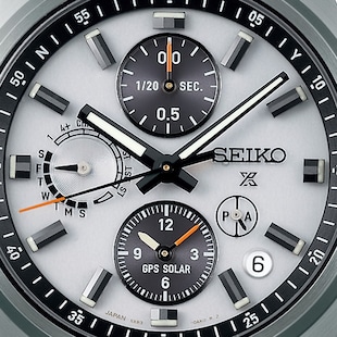Seiko Prospex GPS Solar Chronograph Speedtimer 42mm Mens Bracelet Watch White Silver Dial