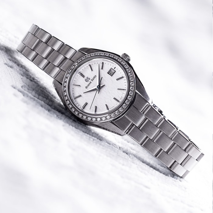 Grand Seiko Heritage 29mm Ladies Watch White