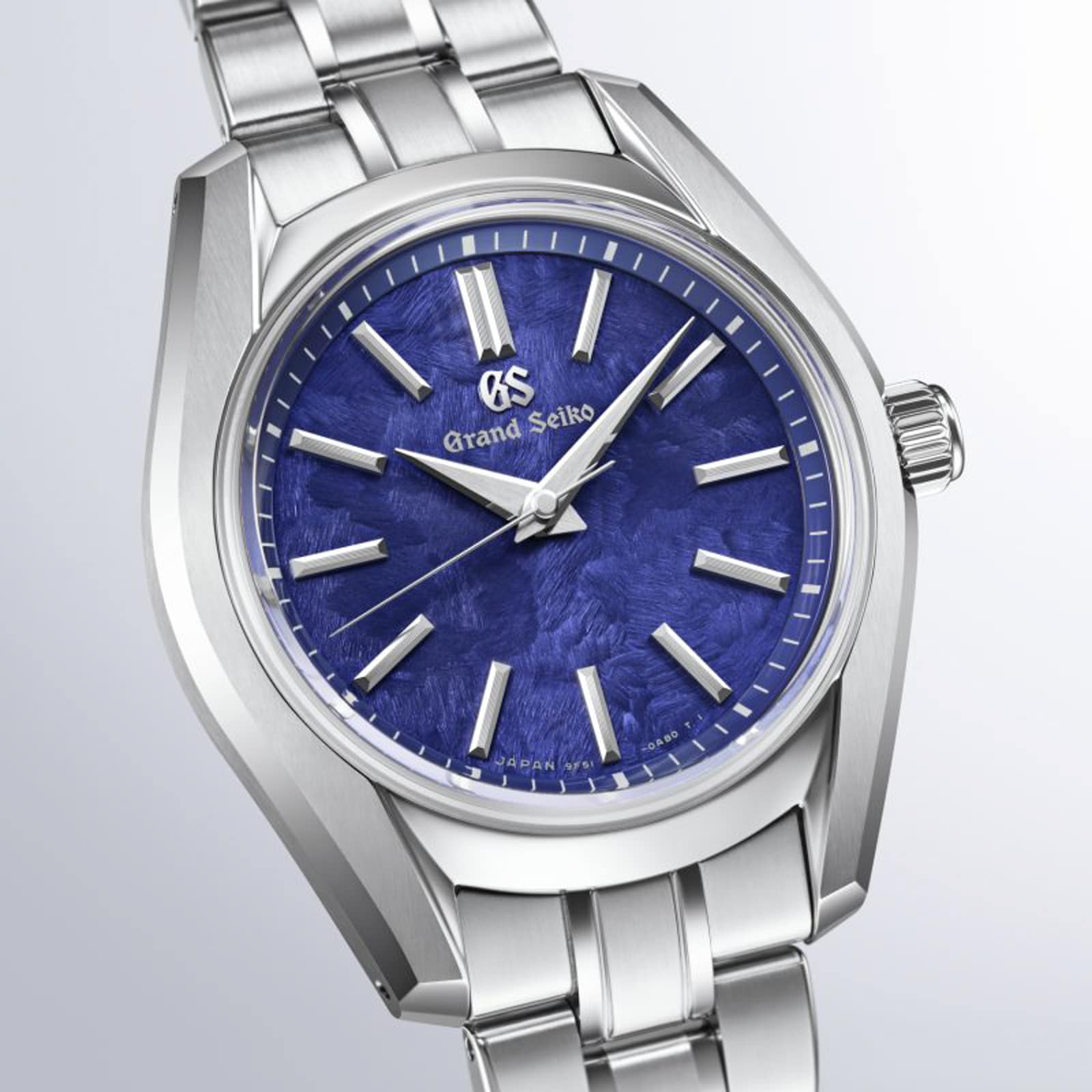 Grand Seiko Heritage ‘Hana-Ikada Blue 32’ 62GS 32.5mm Ladies Watch Blue