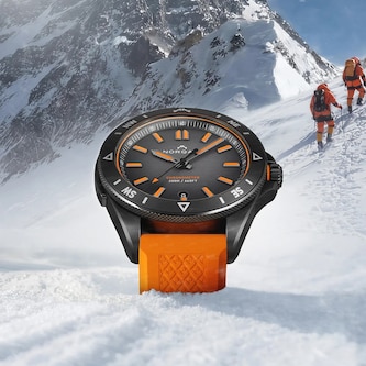 Norqain Adventure NEVEREST Limited Edition 40mm