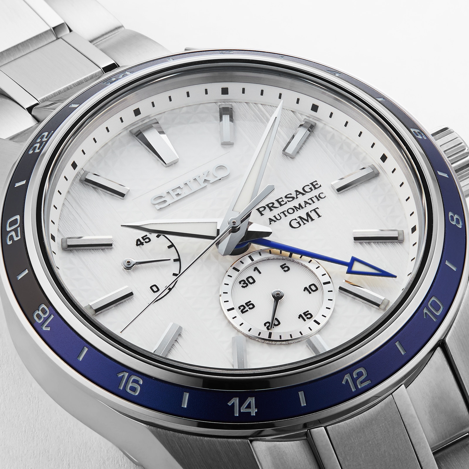 Like New Apr 22 Local Seiko Presage Sharp Edged GMT Zero Halliburton  SARF017, Luxury, Watches on Carousell