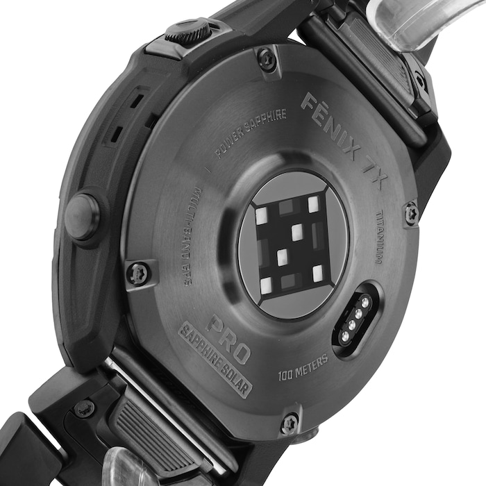 Garmin Fēnix® 7X Pro – Sapphire Solar Edition Carbon Gray DLC Titanium with Vented Titanium Bracelet 51mm Smart Watch