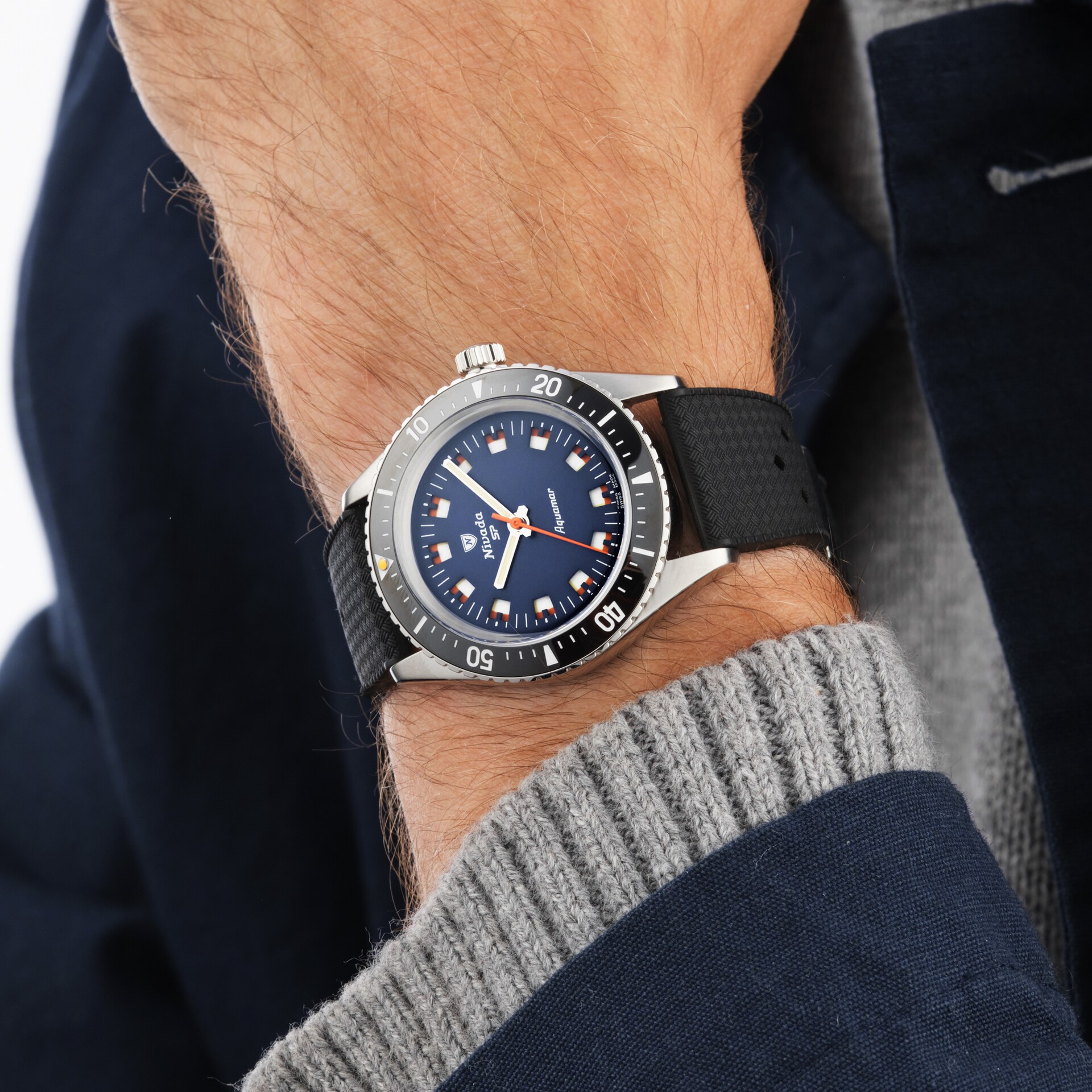 Nivada Grenchen Aquamar Automatic 38mm Mens Watch Blue