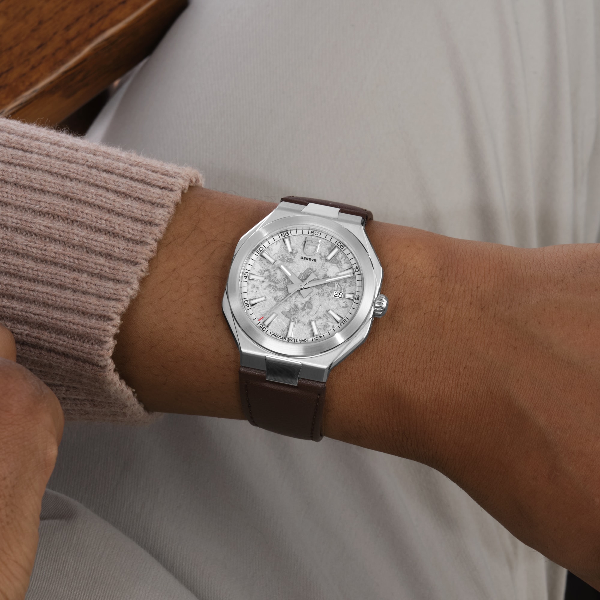 ID Genève Circular 1 Minerals Light Textured Dial 41mm ID Genève Circular 1 Minerals Light Textured Dial 41mm