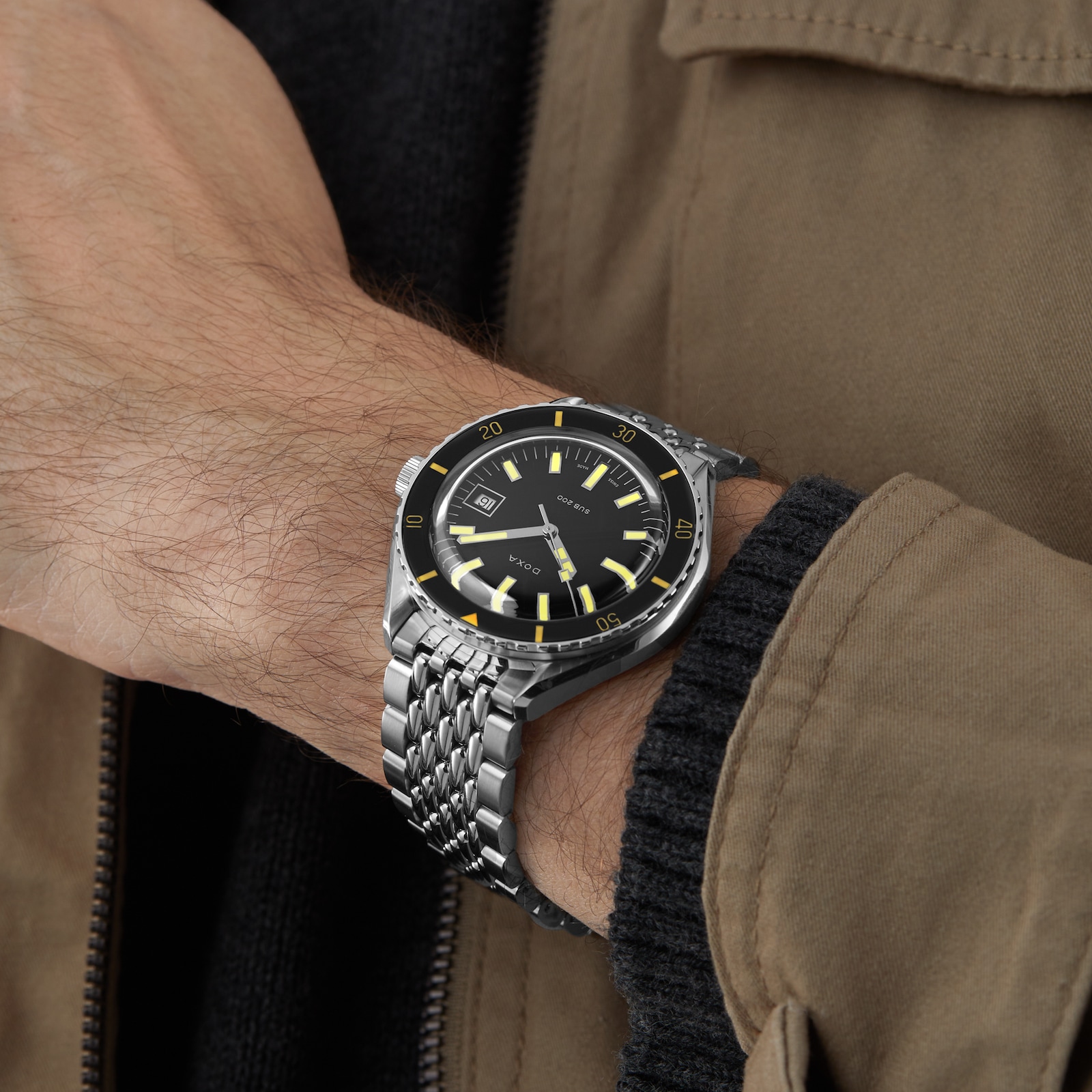 DOXA Sub 200 Sharkhunter 42mm Mens Watch