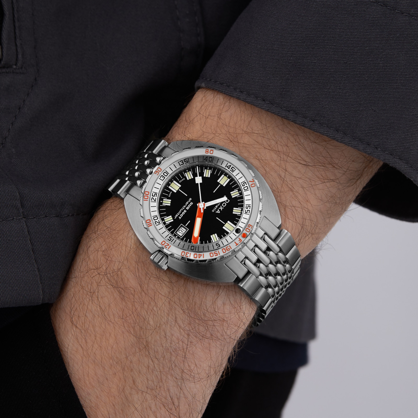 DOXA Sub 300T Sharkhunter 42.5mm Mens Watch