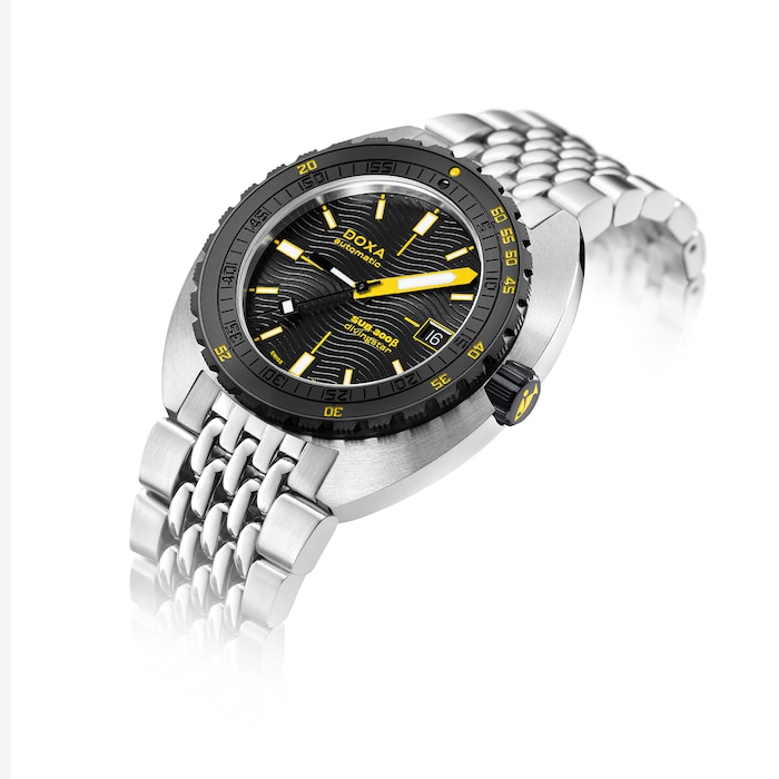 DOXA Sub 300 Beta Divingstar 42.5mm Mens Watch Black Yellow