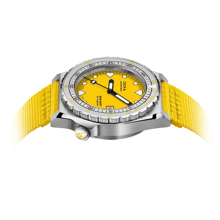 DOXA Sub 600T 40mm Mens Watch Yellow NATO Strap