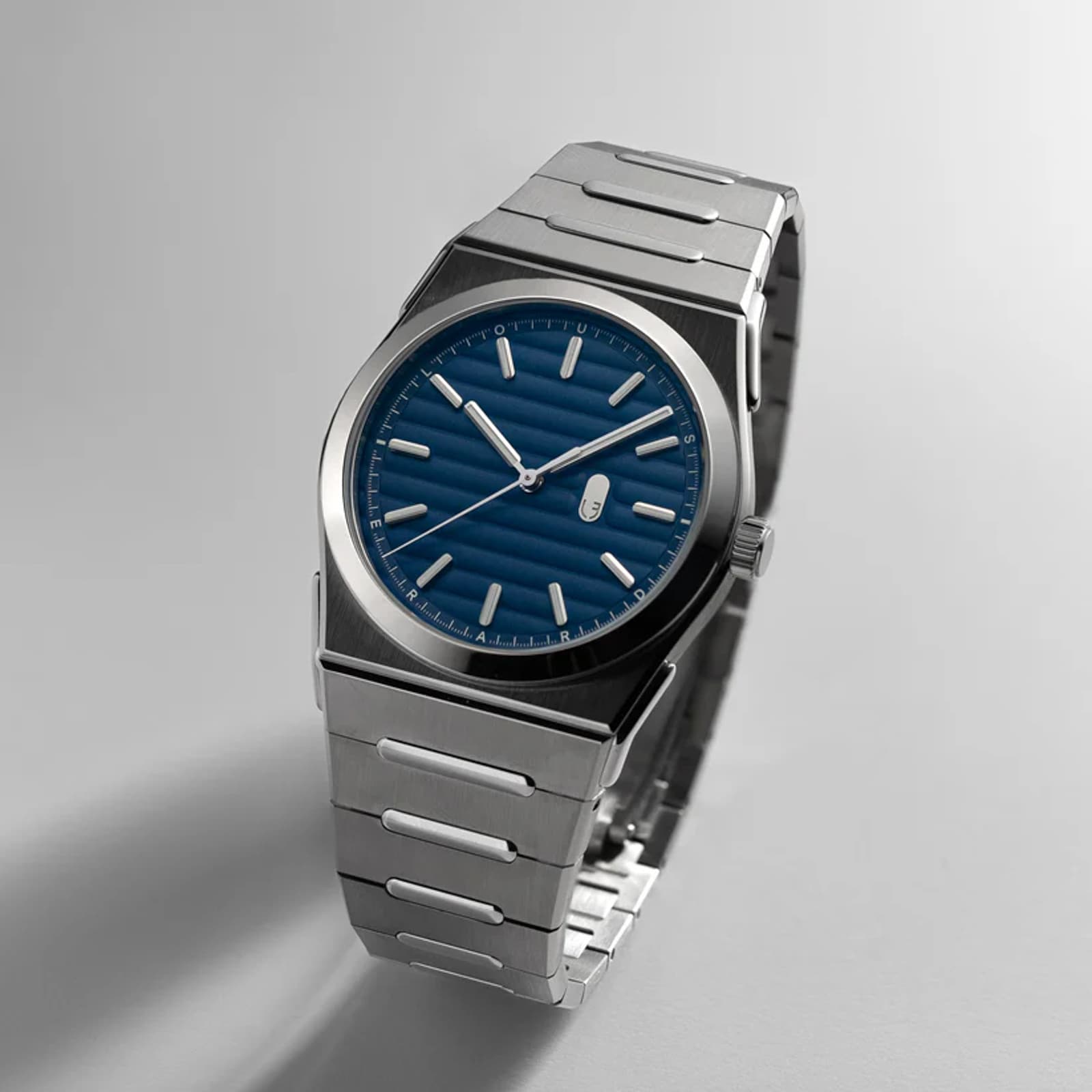 Louis Erard 2340 Blue 40mm Mens Watch Blue