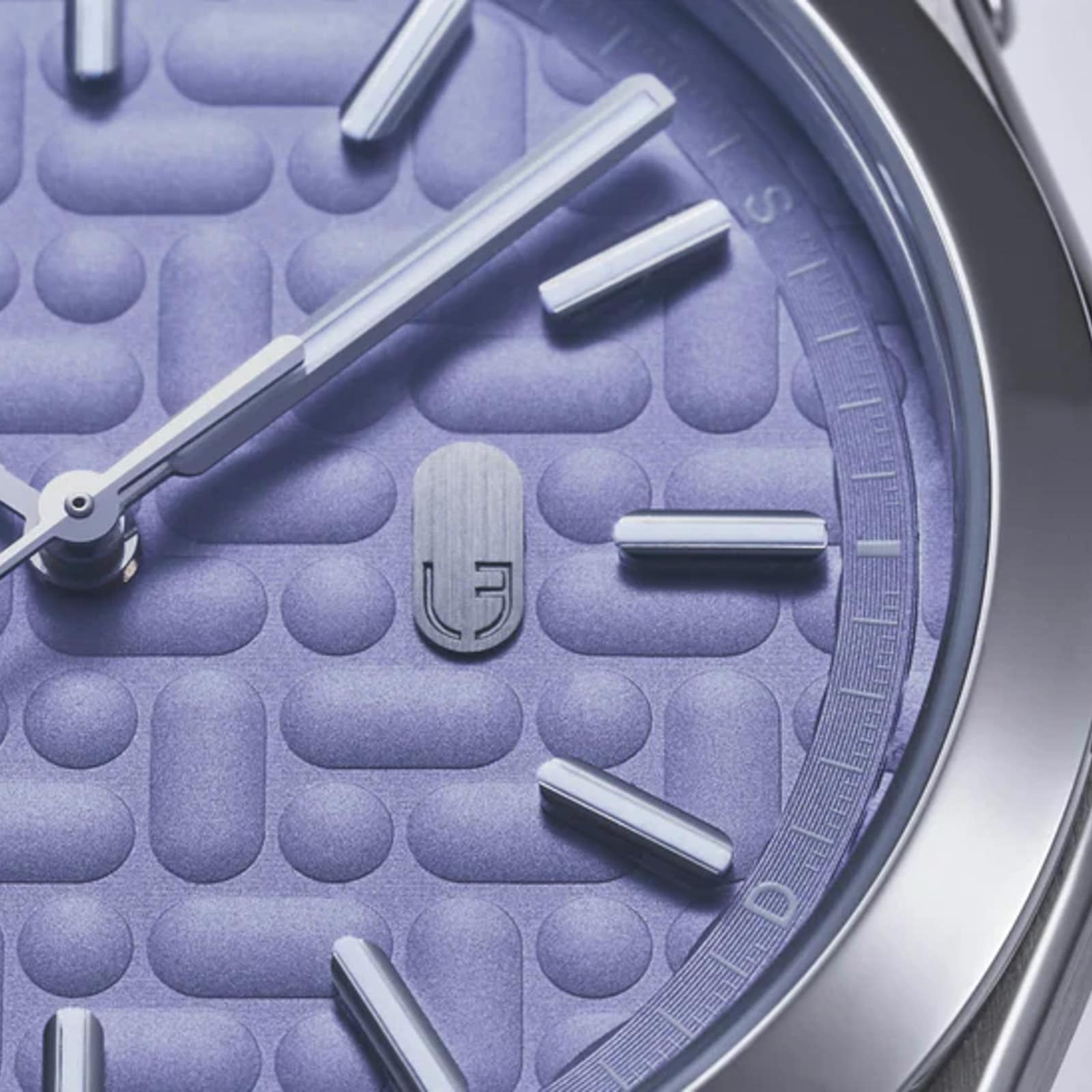 Louis Erard 2340 Mauve  40mm Mens Watch Purple