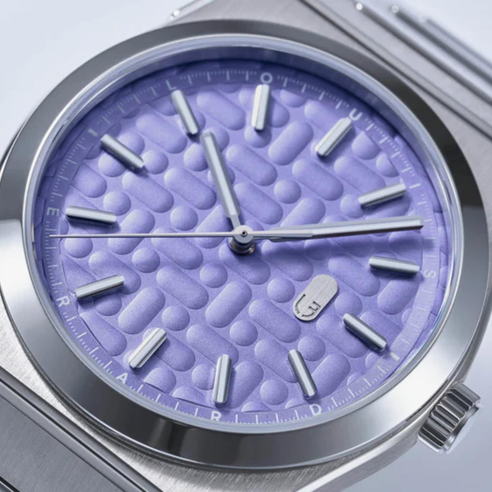 Louis Erard 2340 Mauve 40mm Mens Watch Purple Louis Erard 2340 Mauve 40mm Mens Watch Purple