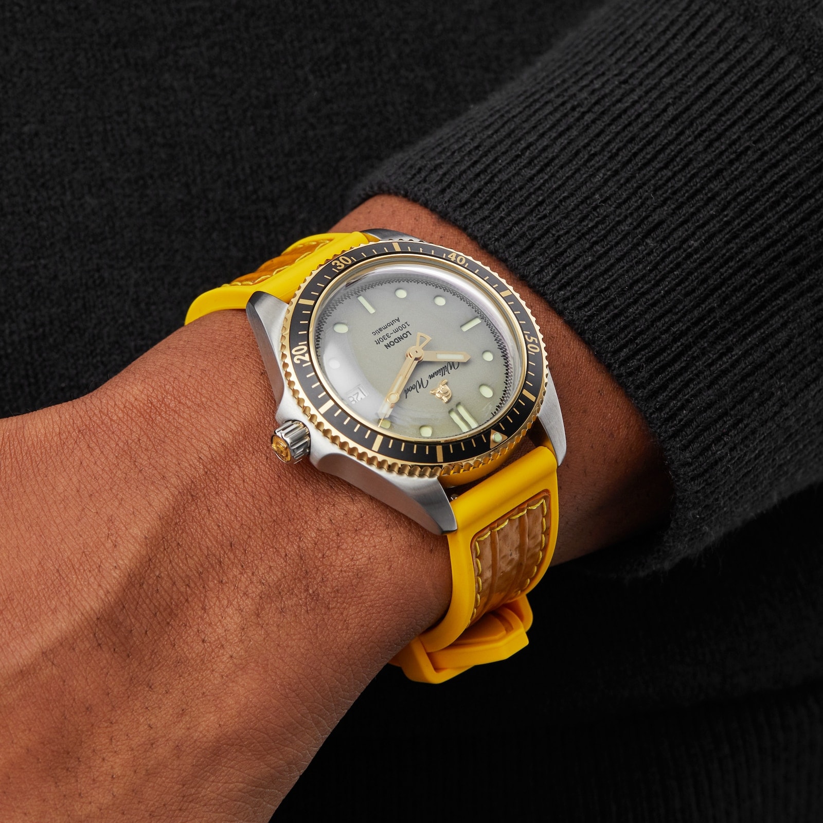 William Wood Watches Valiant Collection The White Watch 41mm Mens Watch William Wood Watches Valiant Collection The White Watch 41mm Mens Watch