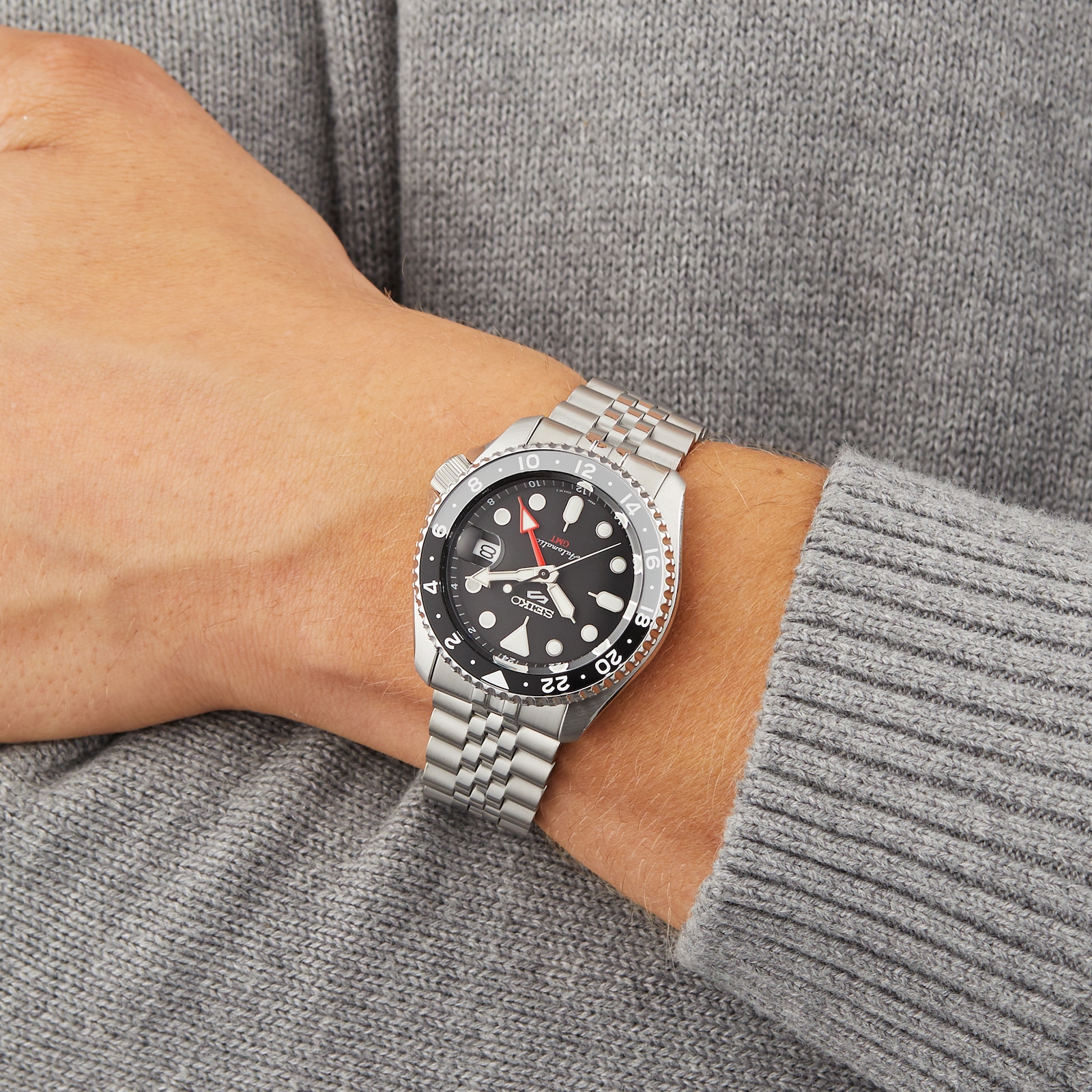 Seiko Black Grape' GMT 42.5mm Mens Watch