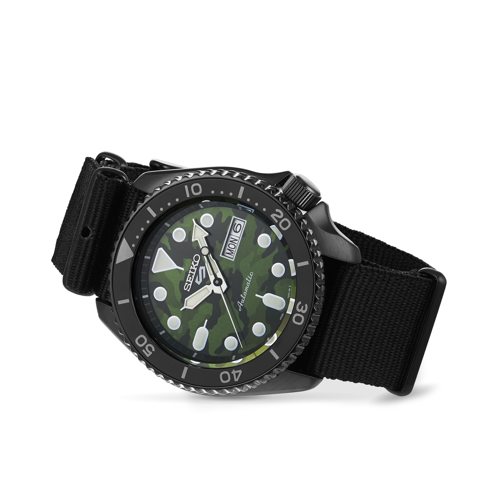 Seiko 5 Sports SKX 'Camouflage' Street Style 42.5mm Mens Watch Seiko 5 Sports SKX 'Camouflage' Street Style 42.5mm Mens Watch