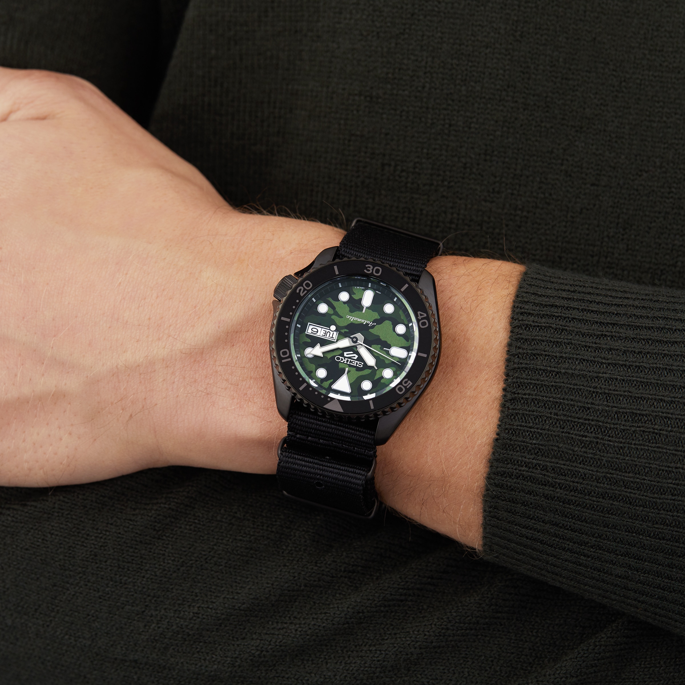 SKX 'Camouflage' Street Style 42.5mm Mens Watch