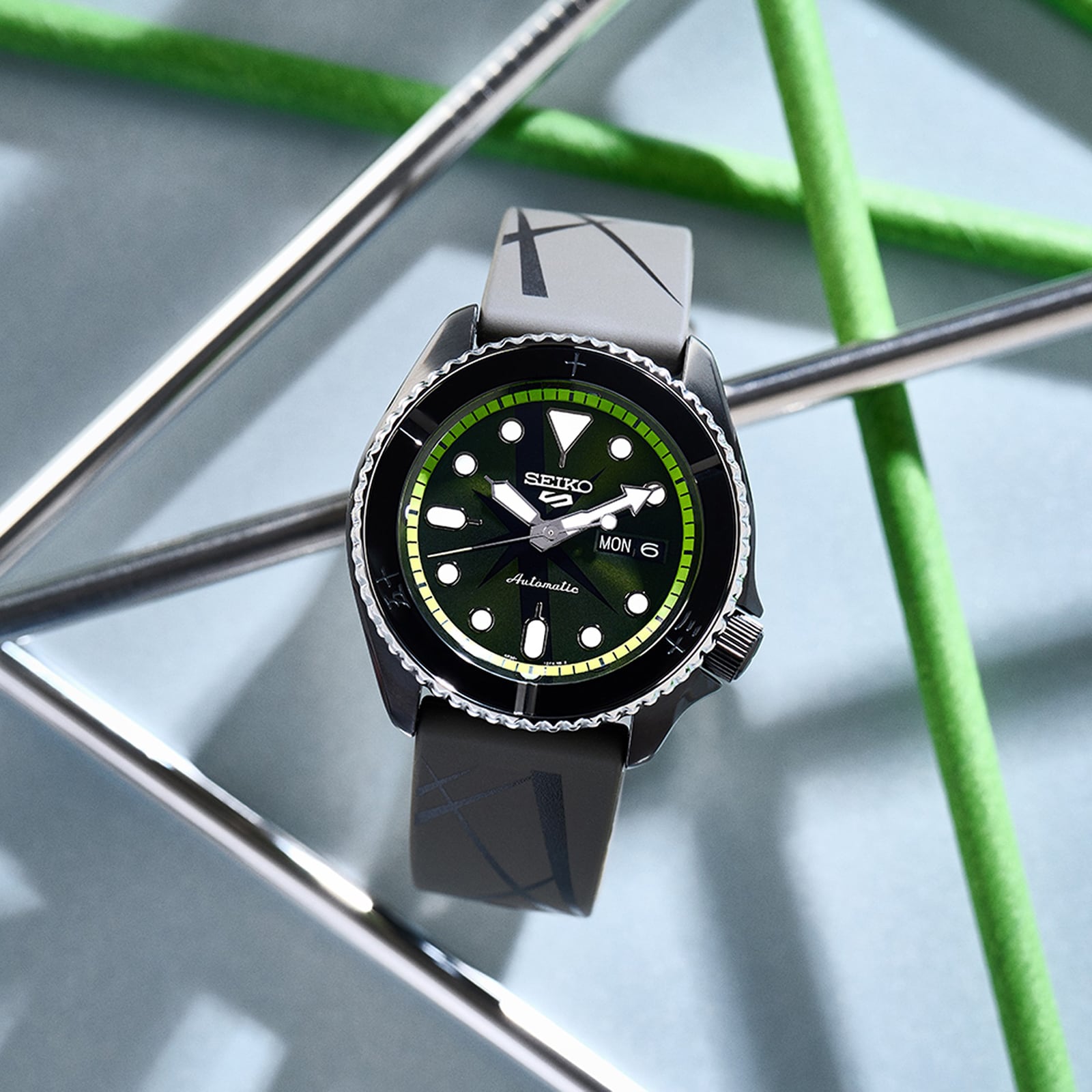 Seiko One Piece' Zoro 42mm Mens Watch Seiko One Piece' Zoro 42mm Mens Watch