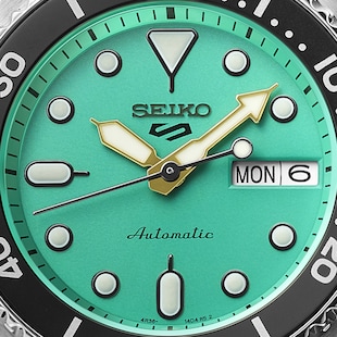 Seiko 5 Sports 5 Sports SKX Midi Teal 38mm Mens Watch