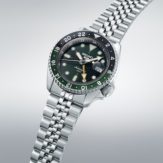Seiko 5 Sports 5 Sports SKX GMT Bi- Colour 42.5mm Mens Bracelet Watch Green