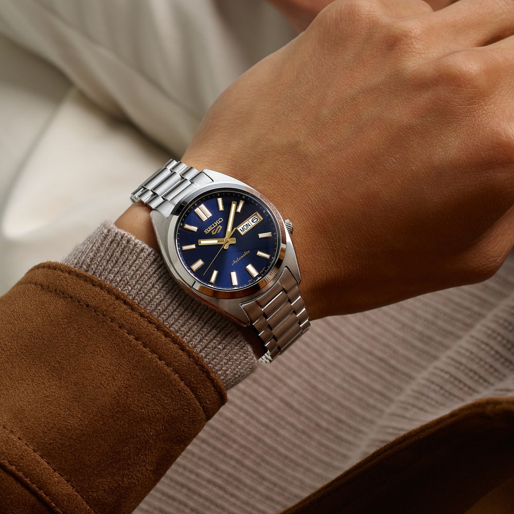 Seiko 5 Sports 5 Sports SNXS Vintage Gold Collection 37.5mm Mens Watch Blazer Blue Seiko 5 Sports 5 Sports SNXS Vintage Gold Collection 37.5mm Mens Watch Blazer Blue