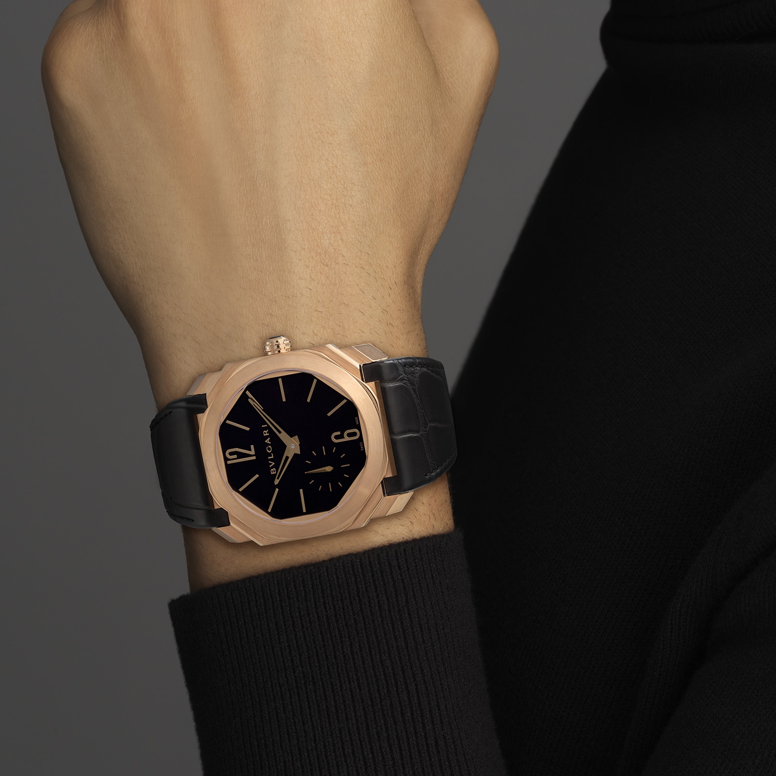 Bvlgari 18k Rose Gold Octo Finissimo 40mm Black Dial Automatic Aligator Leather Strap Mens Watch