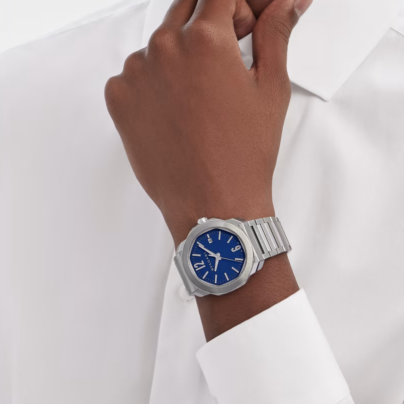 Bvlgari Octo Roma 41mm Mens Watch Blue Bvlgari Octo Roma 41mm Mens Watch Blue