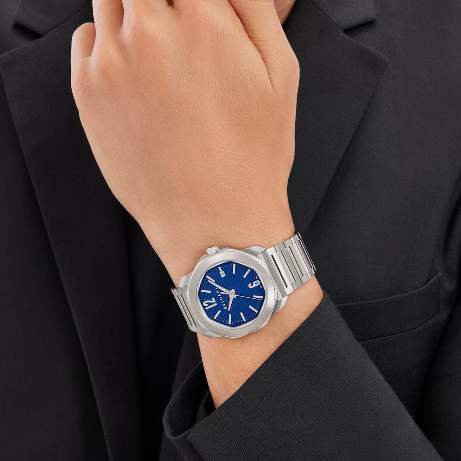 Bvlgari Octo Roma 41mm Mens Watch Blue Bvlgari Octo Roma 41mm Mens Watch Blue