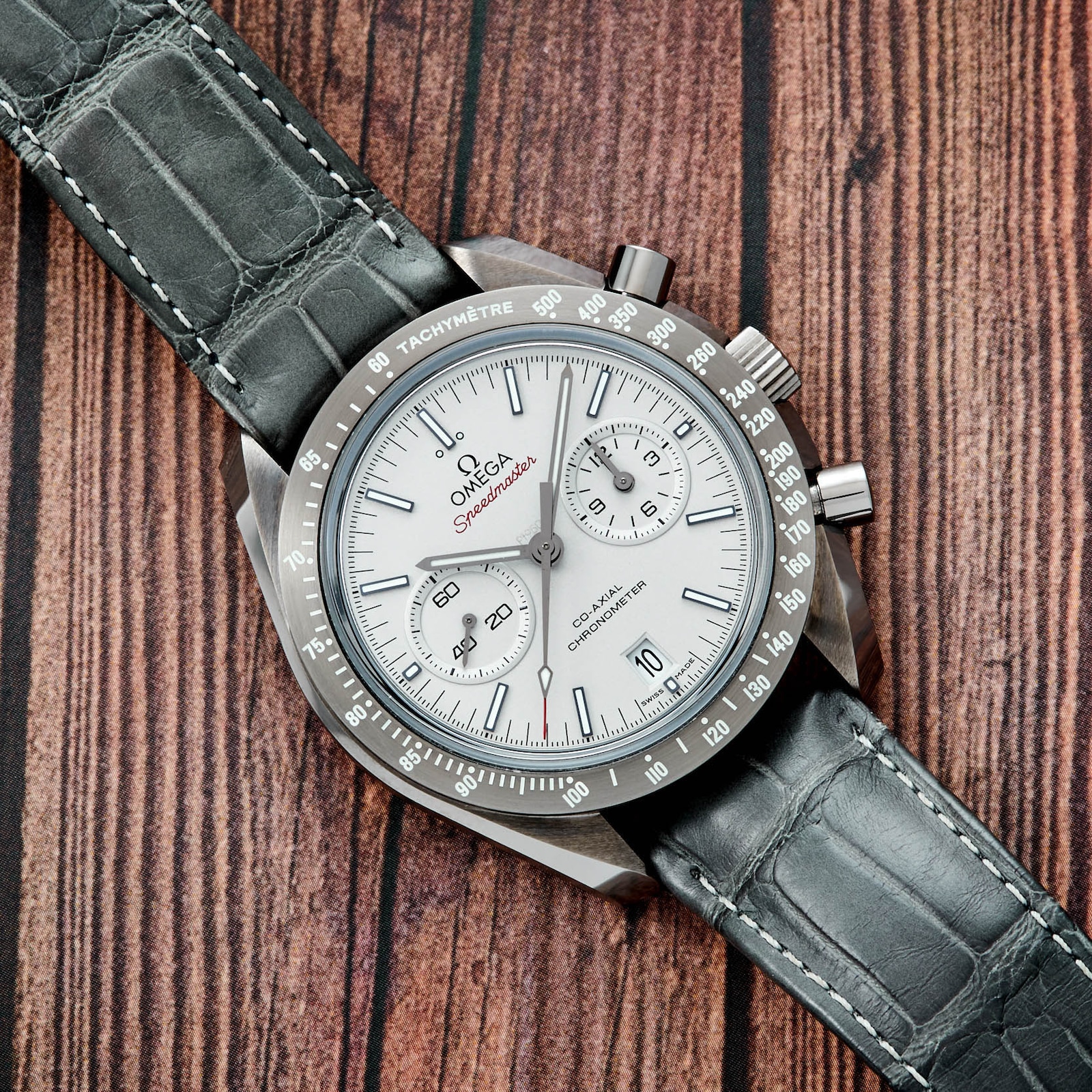 Pre-Owned Omega by Analog Shift Pre- Owned Speedmaster Co-Axial 'Grey Side Of The Moon' Chronograph