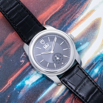 Pre-Owned Tudor by Analog Shift Glamour Double-date Pre-Owned Tudor by Analog Shift Glamour Double-date