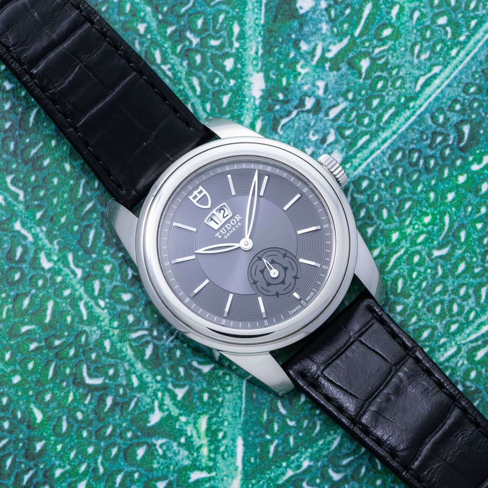 Pre-Owned Tudor by Analog Shift Glamour Double-date