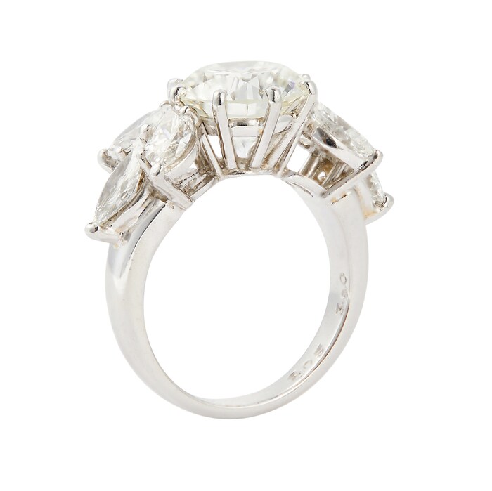Vintage And Estate Jewelry Platinum 5.90cttw Diamond Ring - Size 6.25