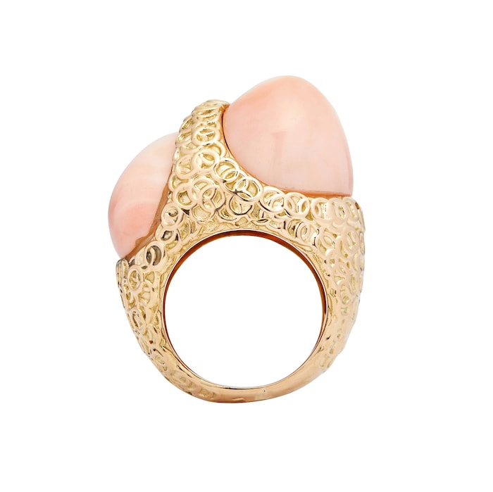 Vintage And Estate Jewelry 18k Yellow Gold Angel Coral Ring Size 6.5
