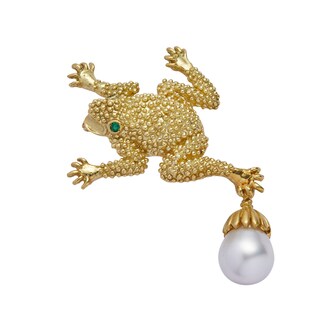 Vintage And Estate Jewelry 18k Yellow Gold and Pearl Frog Pin Vintage And Estate Jewelry 18k Yellow Gold and Pearl Frog Pin