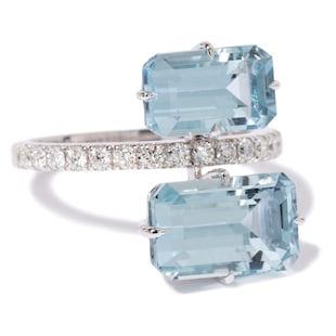 Vintage And Estate Jewelry Contemporary 18K White Gold Salavetti Mare Aquamarine & Diamond Ring - Size 7.25